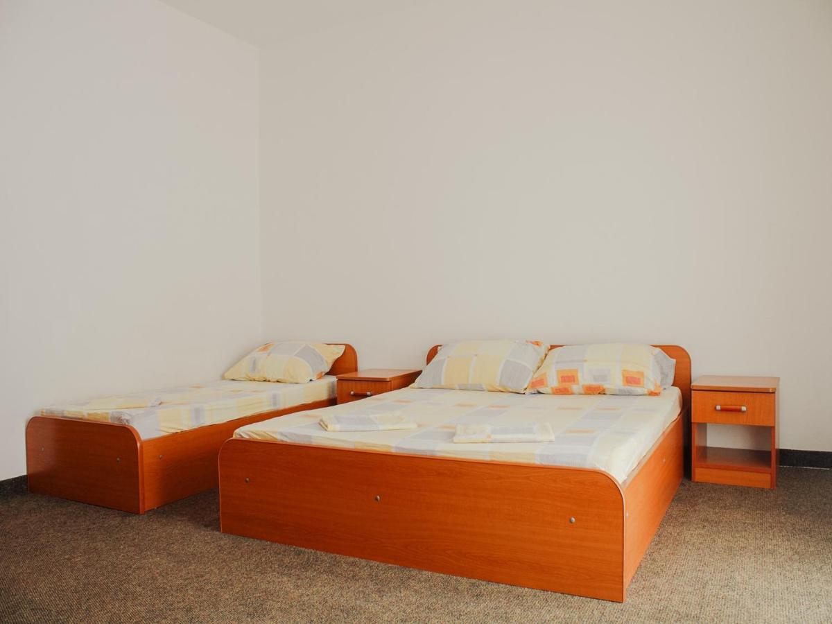 Apartments And Rooms Mato Neum Ruang foto